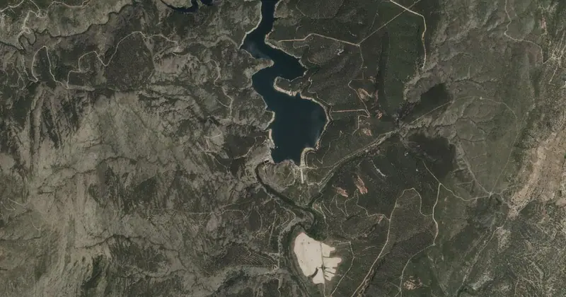Vista aérea del embalse de El Vado