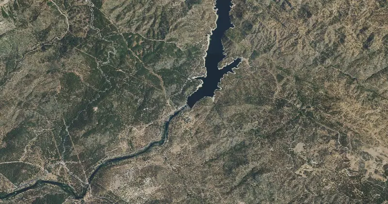 Vista aérea del embalse del Encinarejo