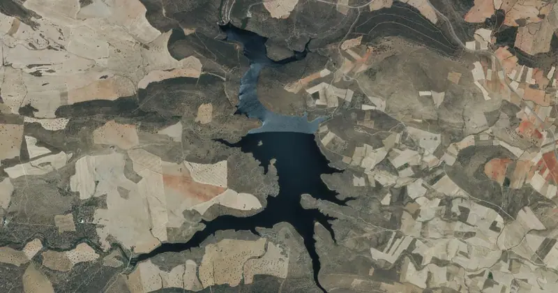 Vista aérea del embalse de Fresneda