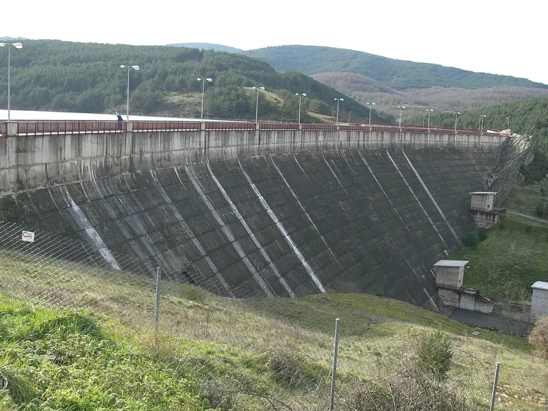 Embalse de Arlanzon.JPG