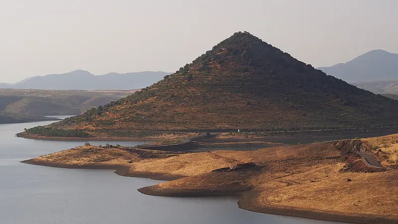 Cerro Masatrigo (21030925700).jpg