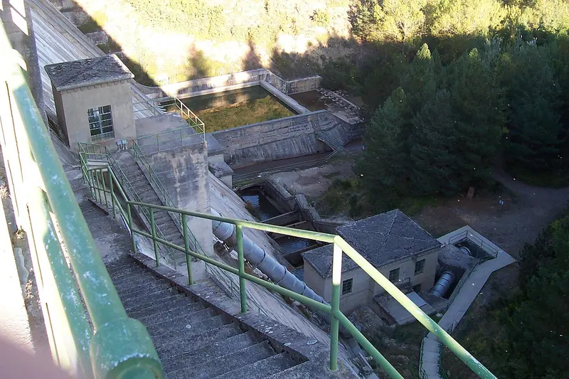 Presa del Gonzalez-Lacasa.JPG