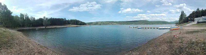 Pantano de El Rasillo panoramica.jpg