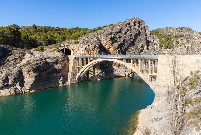 Puente del embalse de la Tranquera, Zaragoza, España, 2015-01-09, DD 43.JPG