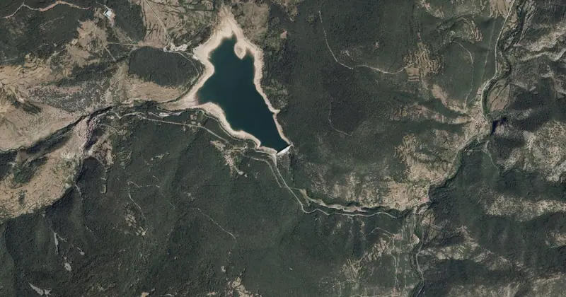 Vista aérea del embalse de González Lacasa