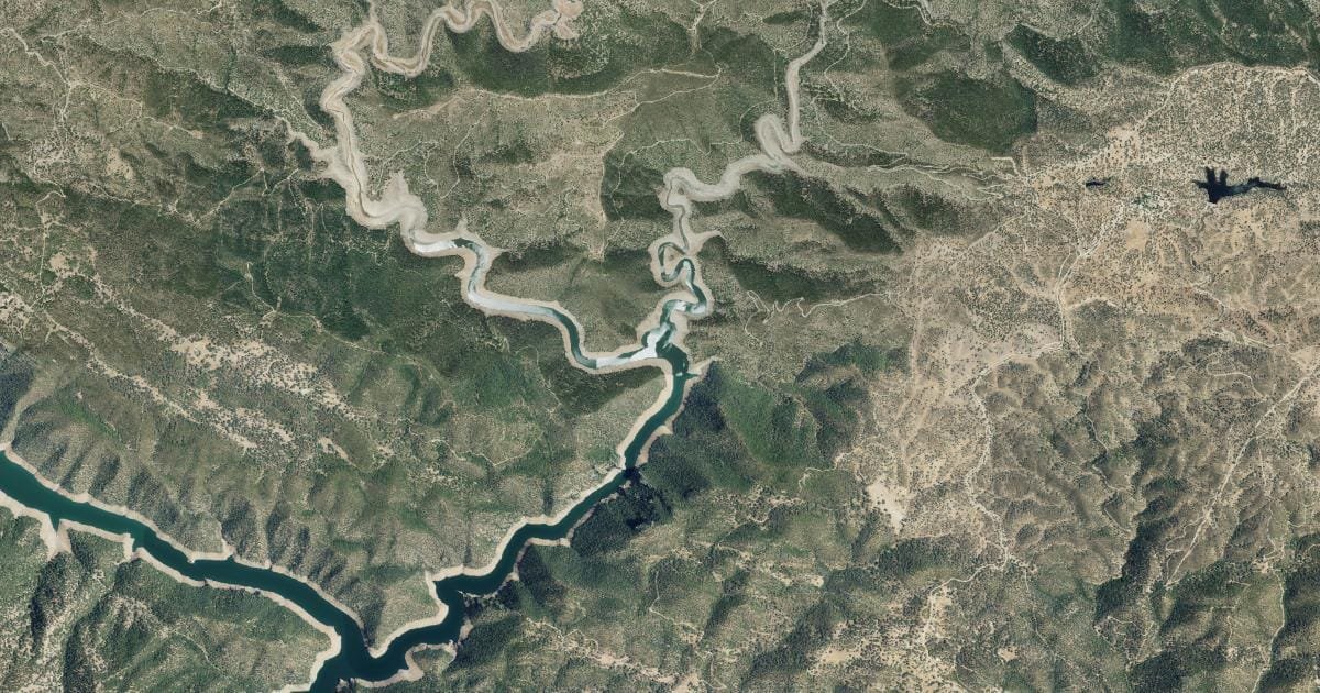 Vista aérea del embalse de Hornachuelos