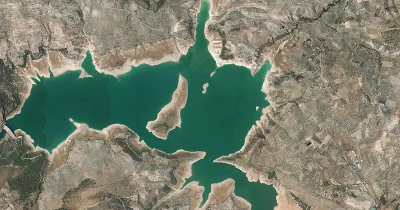 Vista aérea del embalse de Iznájar
