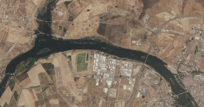Vista aérea del embalse de Montijo