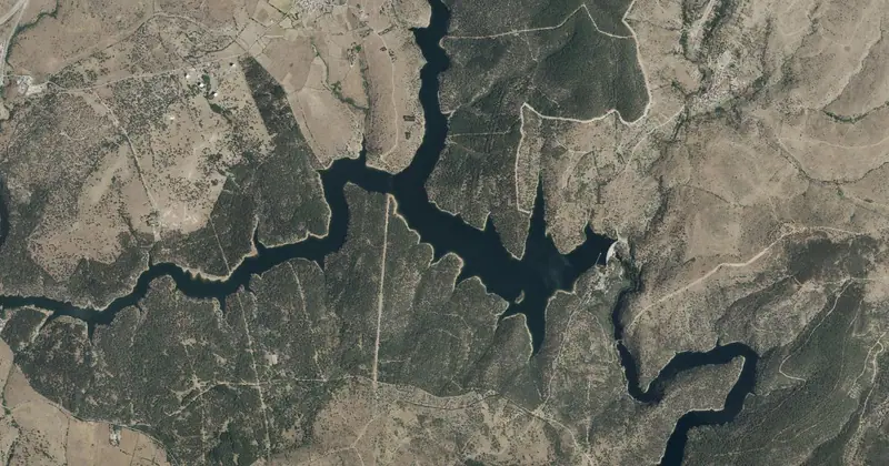 Vista aérea del embalse de Puentes Viejas