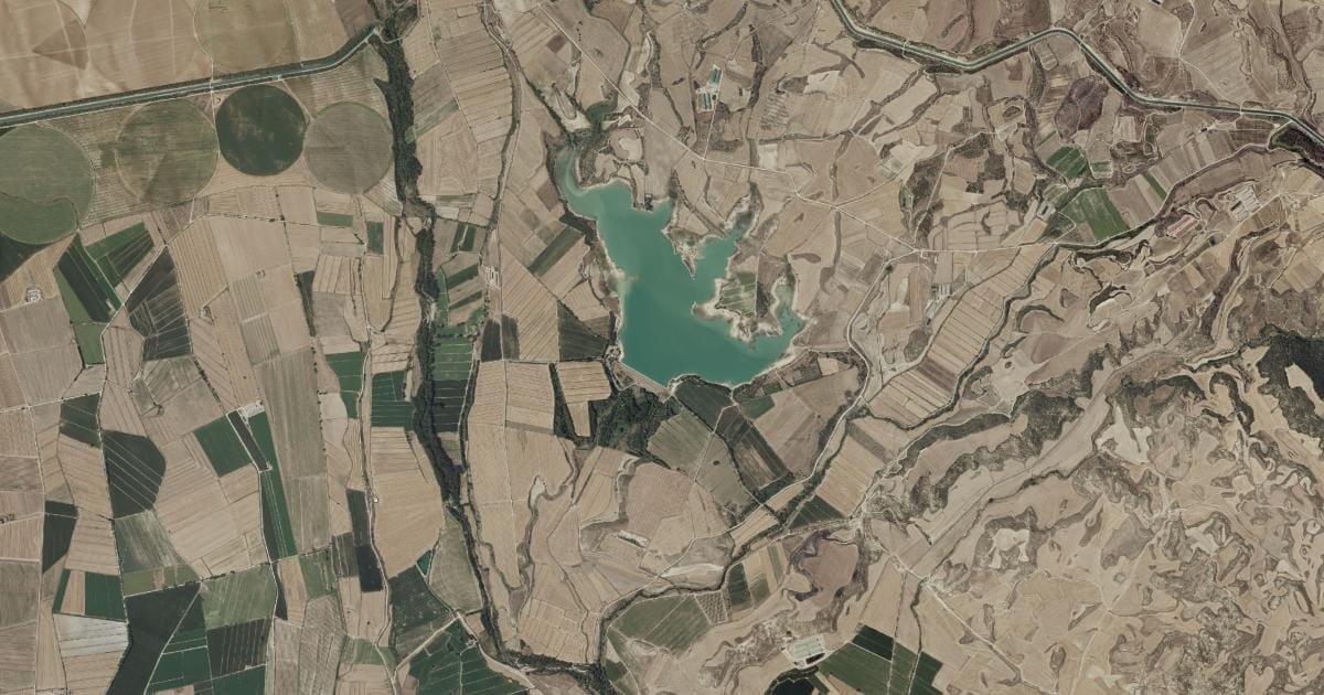 Vista aérea del embalse de San Bartolomé