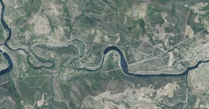 Vista aérea del embalse de San Martiño