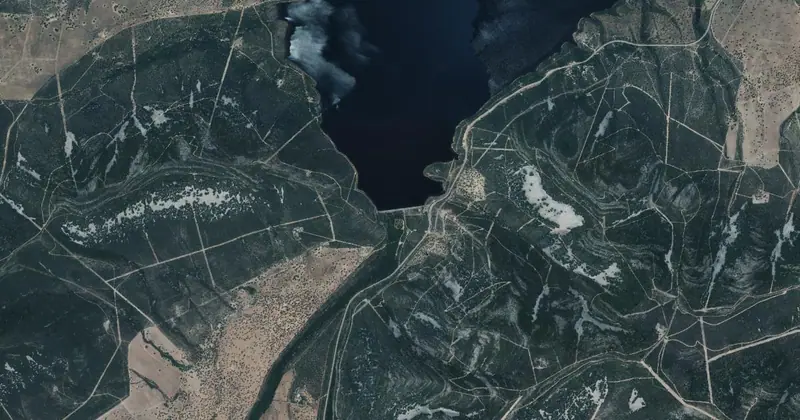 Vista aérea del embalse de Torre de Abrahán