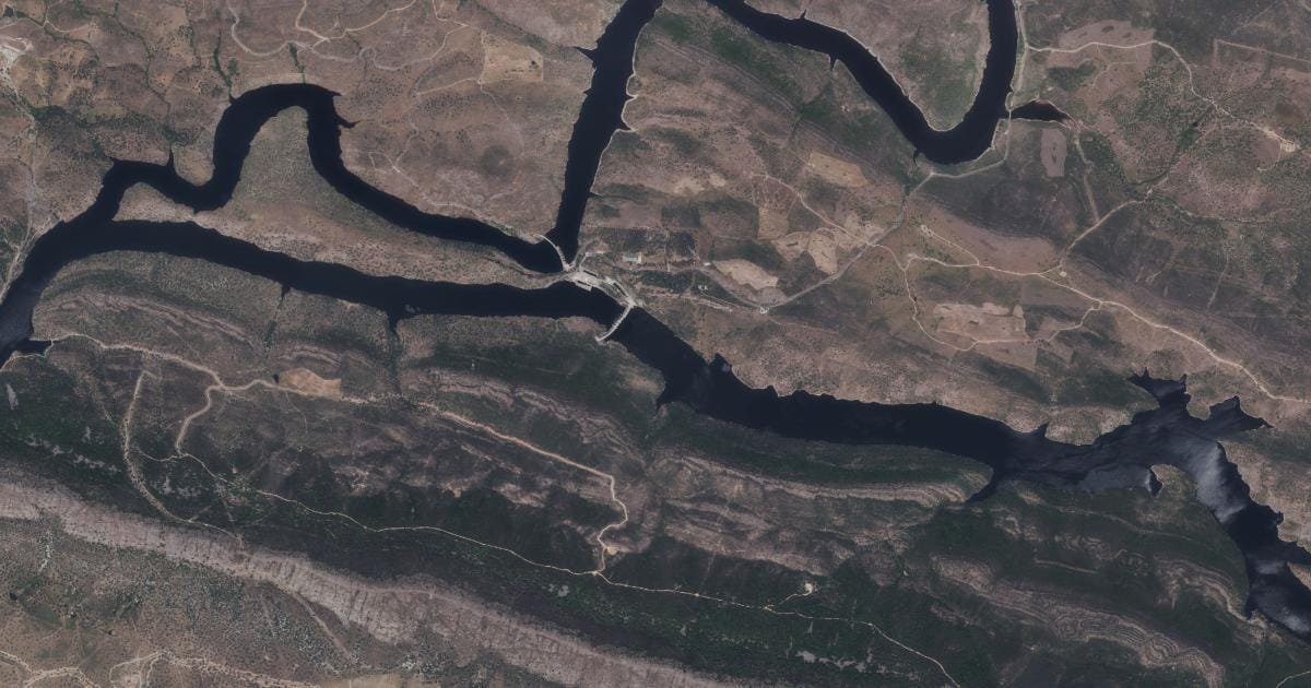 Vista aérea del embalse de Torrejón (Tajo-Tietar)