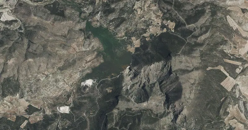 Vista aérea del embalse de Valdeinfierno