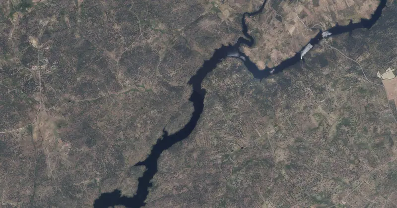 Vista aérea del embalse de Valdeobispo