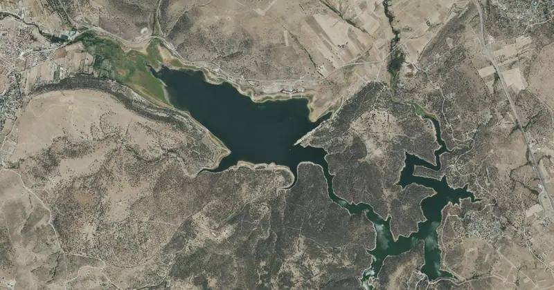 Vista aérea del embalse de El Vellón (Pedrezuela)